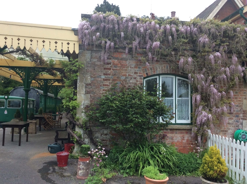 Horsebridge Station House